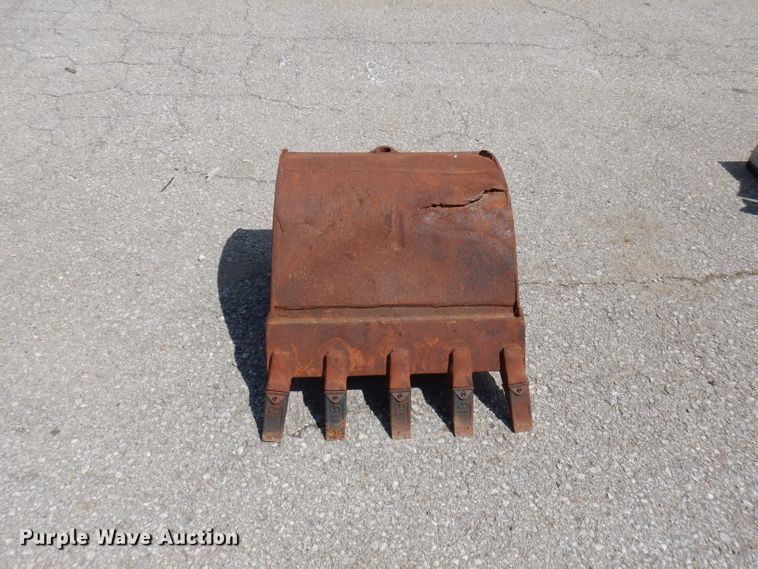 image for item FR9014 (6) excavator buckets