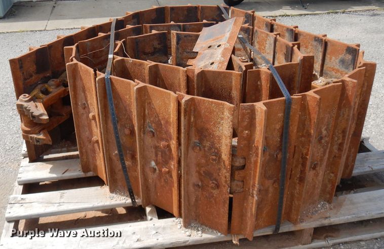 image for item FR9016 Caterpillar 6T tracks