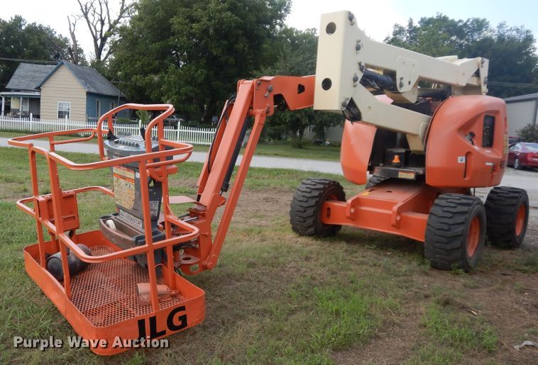 image for item FR9029 2000 JLG 450AJ  boom lift