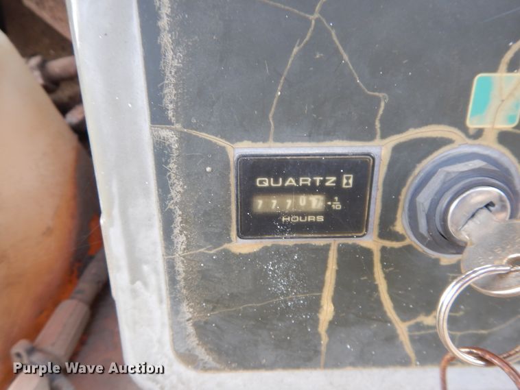 image for item FR9029 2000 JLG 450AJ  boom lift