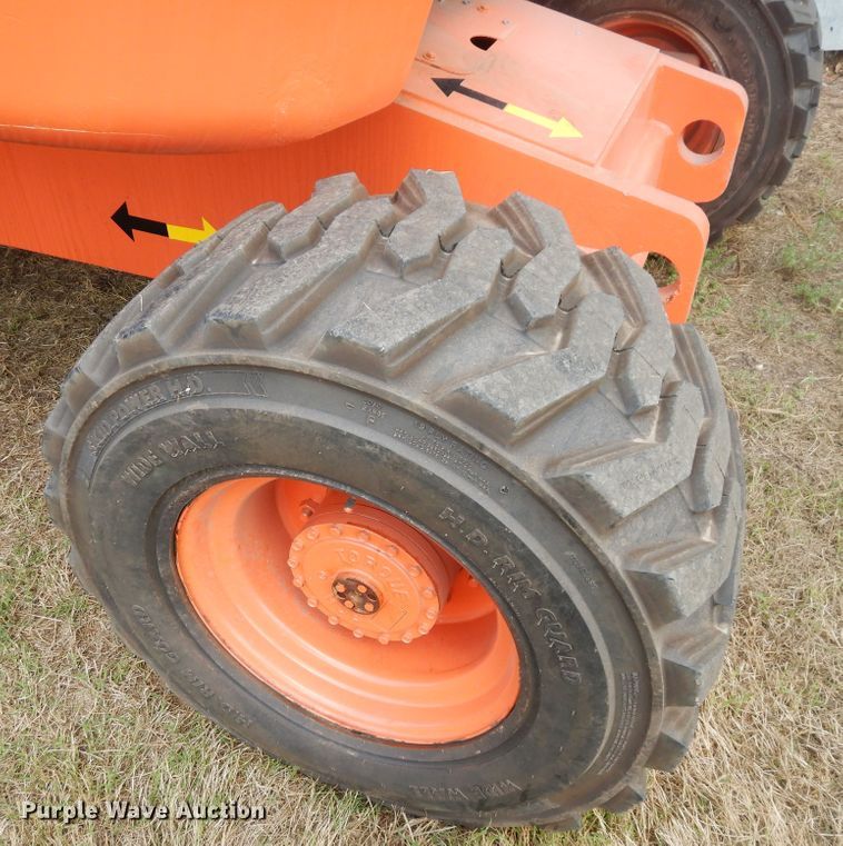 image for item FR9029 2000 JLG 450AJ  boom lift