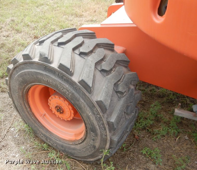 image for item FR9029 2000 JLG 450AJ  boom lift