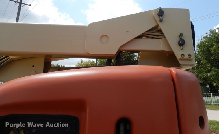 image for item FR9029 2000 JLG 450AJ  boom lift