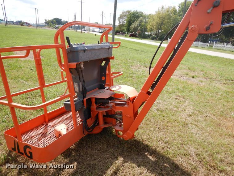 image for item FR9029 2000 JLG 450AJ  boom lift