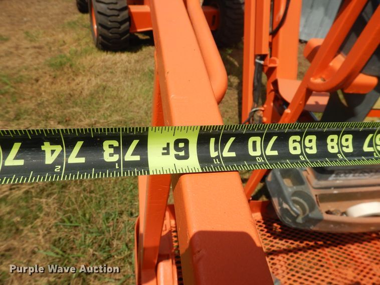 image for item FR9029 2000 JLG 450AJ  boom lift