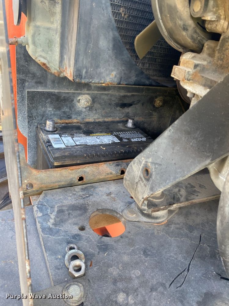 image for item FR9029 2000 JLG 450AJ  boom lift