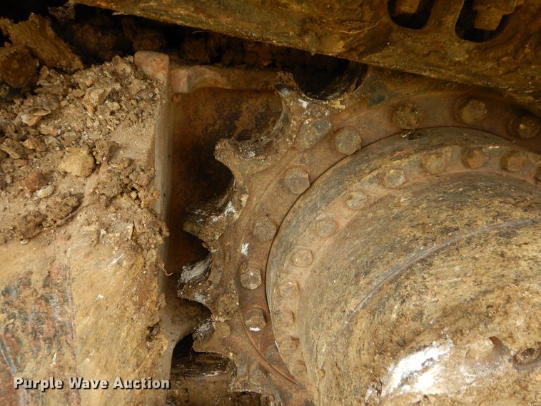 image for item FR9034 2002 John Deere 330C LC  excavator