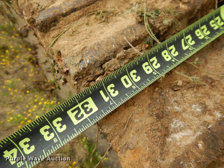 image for item FR9034 2002 John Deere 330C LC  excavator