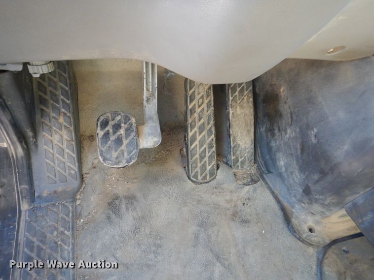 image for item FT9005 1999 Sterling LT9513  dump truck