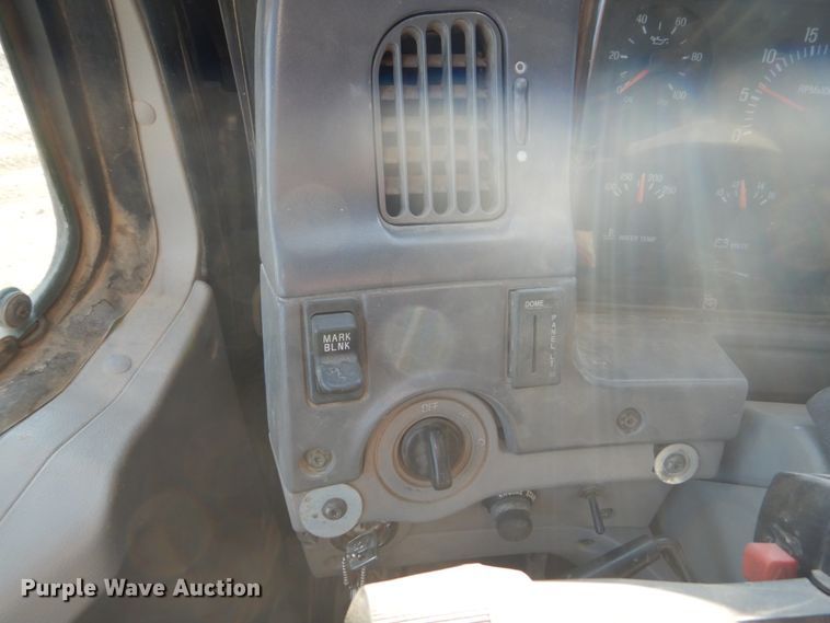 image for item FT9005 1999 Sterling LT9513  dump truck