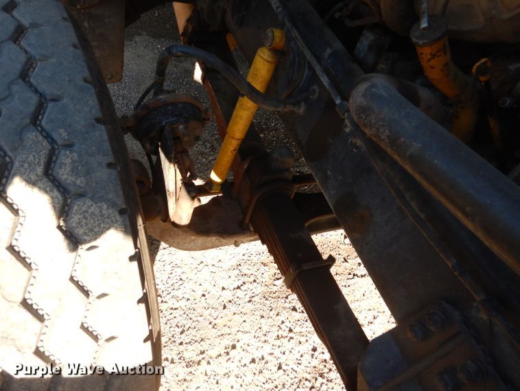 image for item FT9005 1999 Sterling LT9513  dump truck