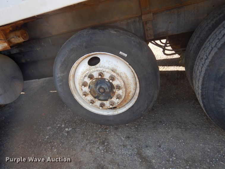 image for item FT9005 1999 Sterling LT9513  dump truck