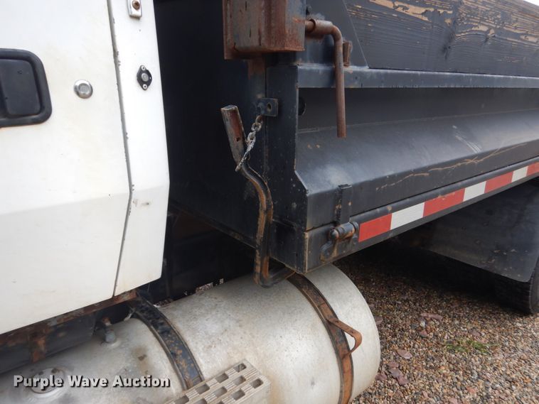 image for item FT9039 1993 Ford LTL9000  dump truck