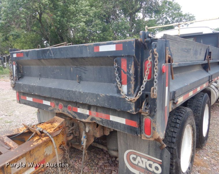 image for item FT9039 1993 Ford LTL9000  dump truck