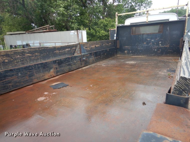 image for item FT9039 1993 Ford LTL9000  dump truck