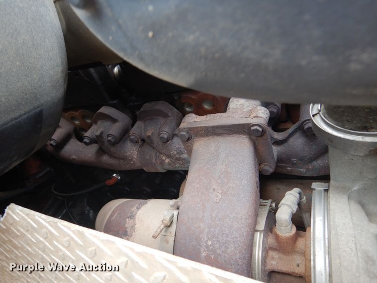 image for item FT9039 1993 Ford LTL9000  dump truck