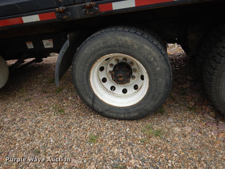 image for item FT9039 1993 Ford LTL9000  dump truck