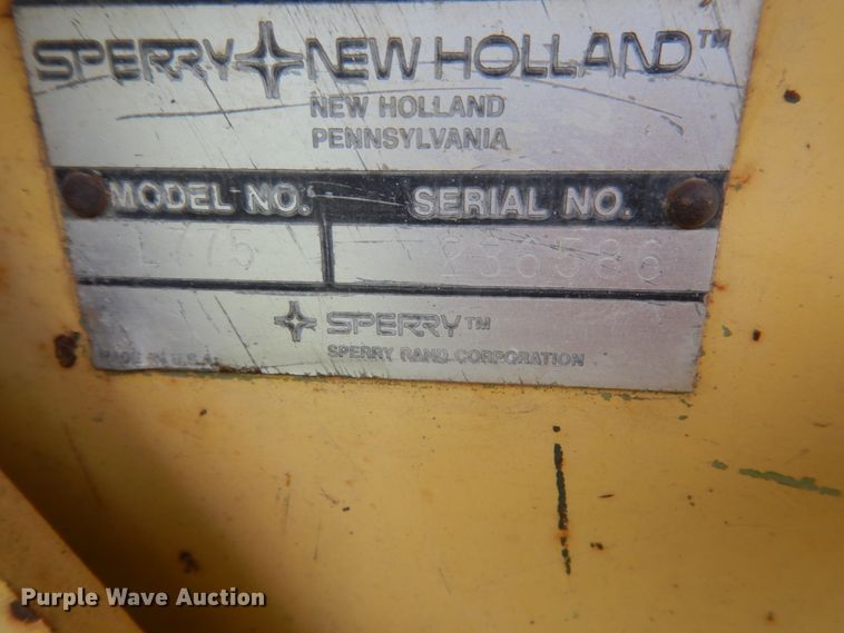 image for item FT9041 1976 New Holland L775  skid steer loader