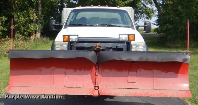 image for item FT9125 2006 Ford F450 Super Duty  dump truck