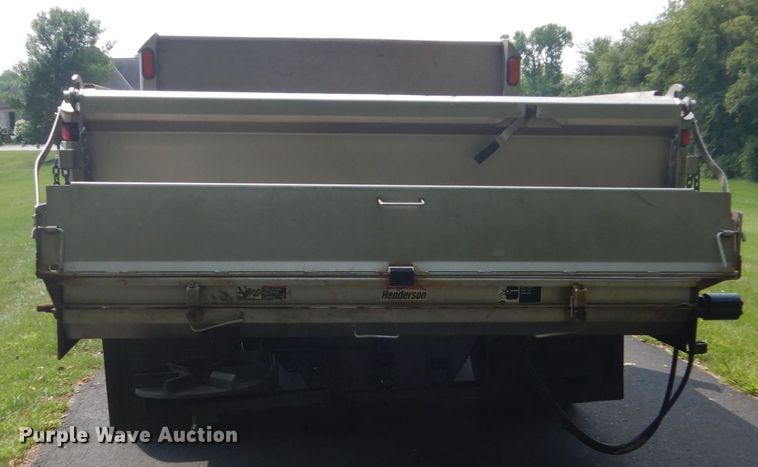 image for item FT9125 2006 Ford F450 Super Duty  dump truck