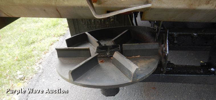 image for item FT9125 2006 Ford F450 Super Duty  dump truck