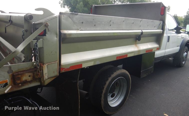 image for item FT9125 2006 Ford F450 Super Duty  dump truck