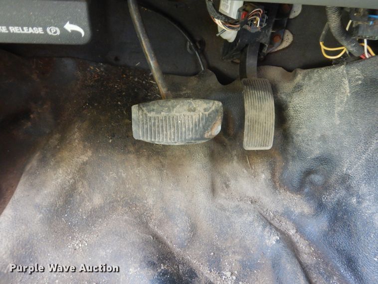 image for item FT9125 2006 Ford F450 Super Duty  dump truck