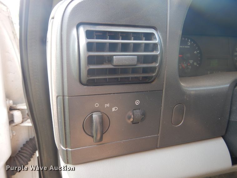 image for item FT9125 2006 Ford F450 Super Duty  dump truck