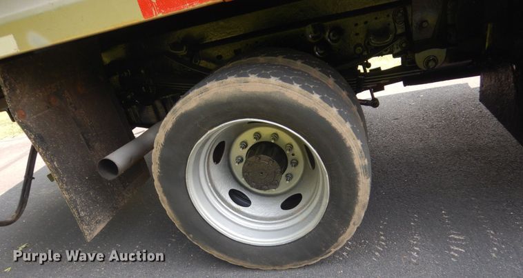 image for item FT9125 2006 Ford F450 Super Duty  dump truck