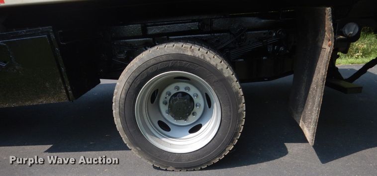 image for item FT9125 2006 Ford F450 Super Duty  dump truck