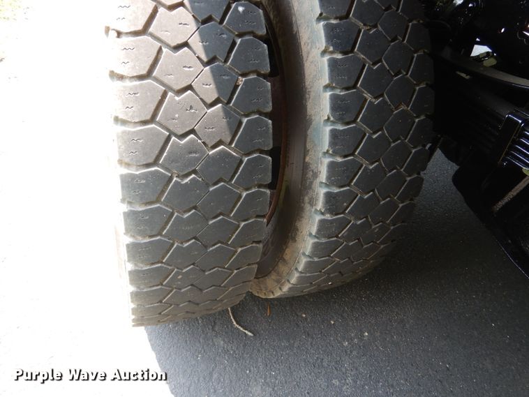 image for item FT9125 2006 Ford F450 Super Duty  dump truck