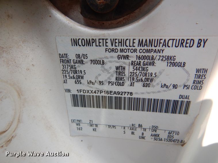 image for item FT9125 2006 Ford F450 Super Duty  dump truck