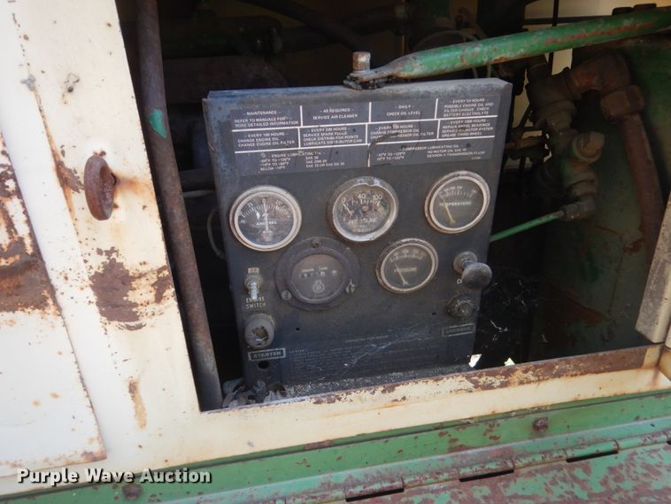 image for item FT9207 Sullair 185  air compressor