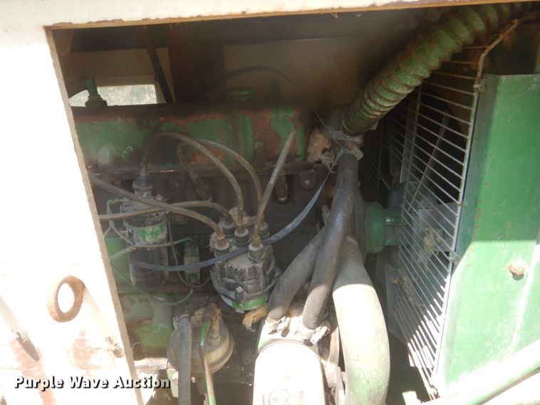 image for item FT9207 Sullair 185  air compressor