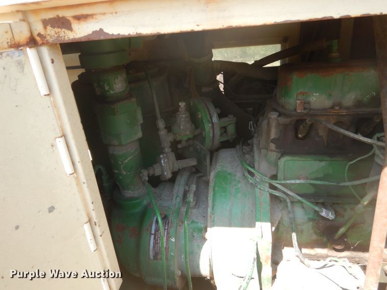 image for item FT9207 Sullair 185  air compressor