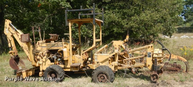 image for item FT9208 Vermeer M-475  trencher