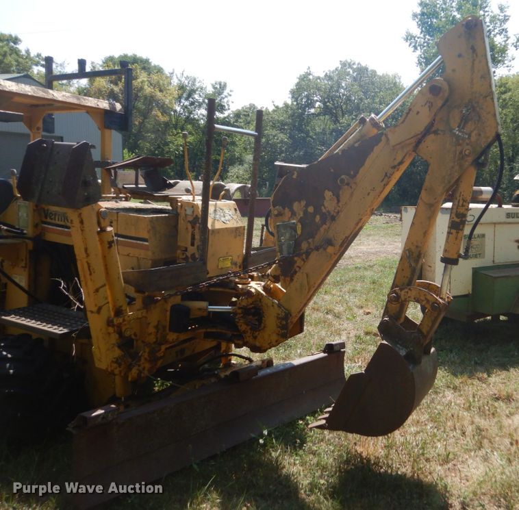 image for item FT9208 Vermeer M-475  trencher