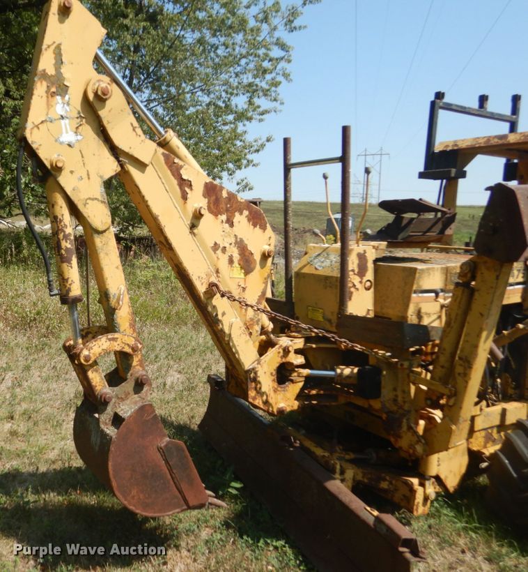 image for item FT9208 Vermeer M-475  trencher