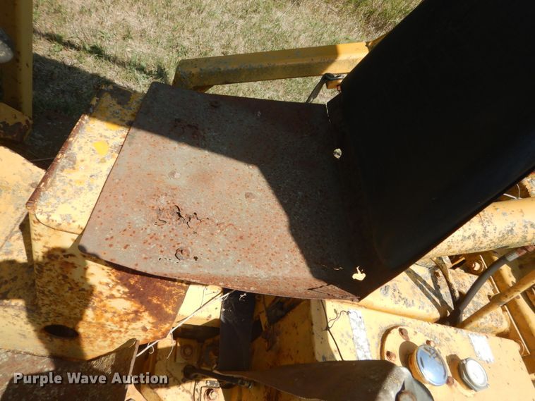 image for item FT9208 Vermeer M-475  trencher