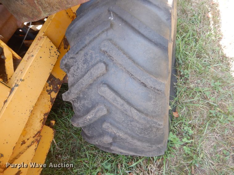 image for item FT9208 Vermeer M-475  trencher