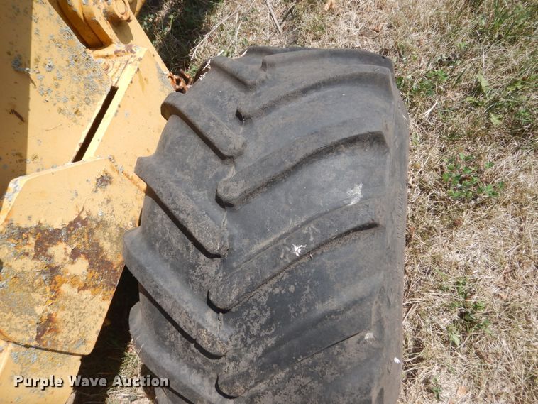 image for item FT9208 Vermeer M-475  trencher