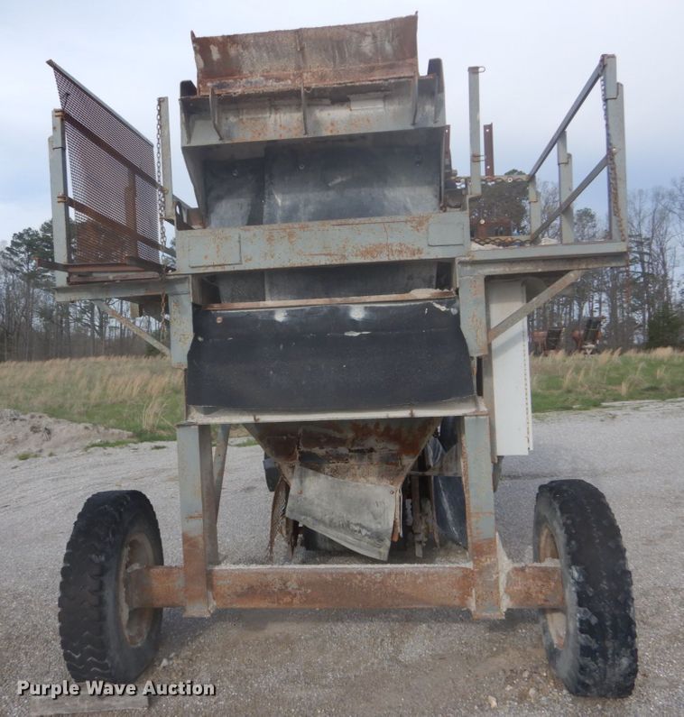 image for item GB9916 Vibratory screen