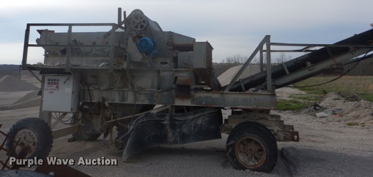 image for item GB9916 Vibratory screen