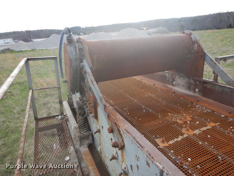 image for item GB9918 Cedarapids vibratory screen