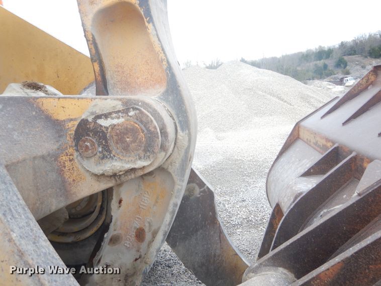 image for item GB9936 1996 Komatsu WA500  wheel loader