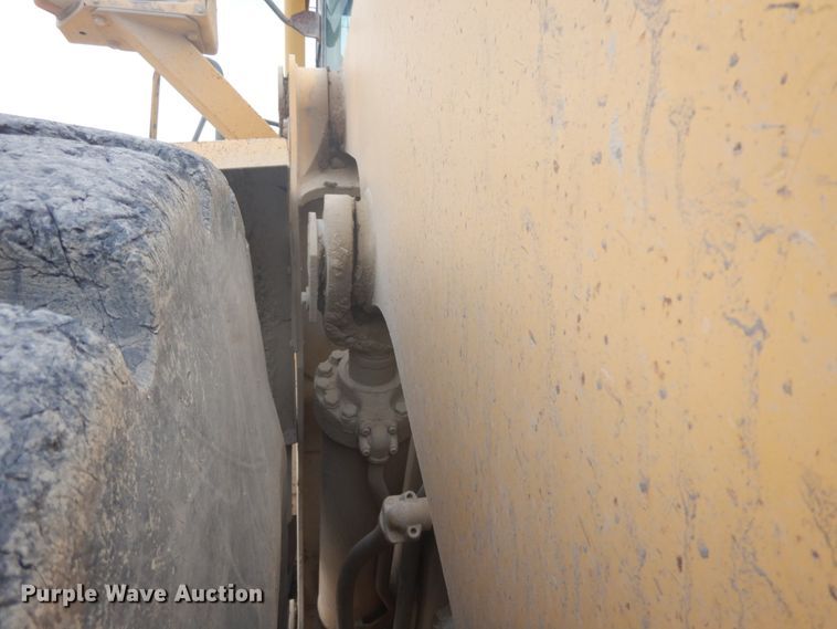 image for item GB9936 1996 Komatsu WA500  wheel loader