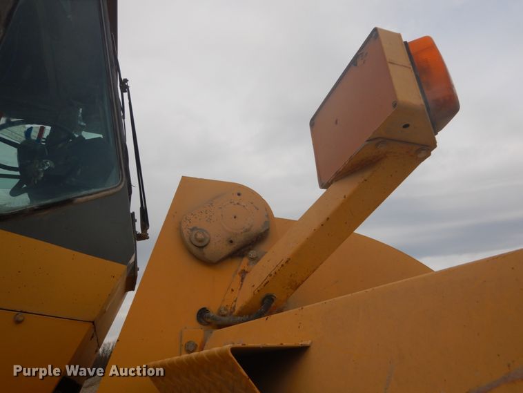 image for item GB9936 1996 Komatsu WA500  wheel loader