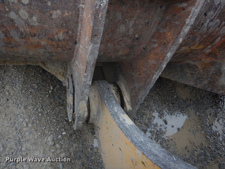 image for item GB9936 1996 Komatsu WA500  wheel loader