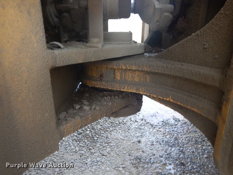 image for item GB9936 1996 Komatsu WA500  wheel loader
