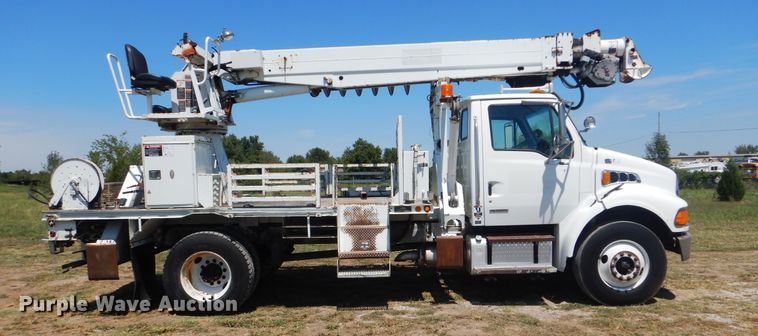 image for item GM9142 2007 Sterling Acterra  digger derrick truck